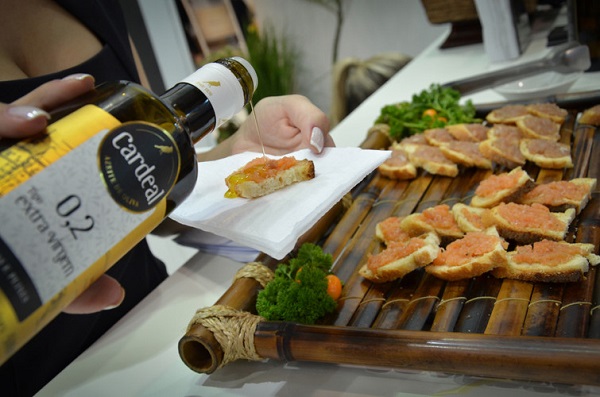 校園食堂線上餐飲平臺(tái)怎么搭建？